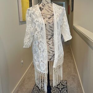 Forever 21 cardigan knitted embroidered white